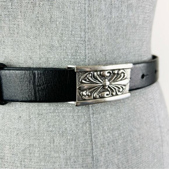 Vintage Black Leather Belt with‎ Silver Scrollwork Buckle Size Small main image 12